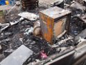 Wohnwagen ausgebrannt Koeln Muelheim Muelheimer Ring Piccoloministr P012